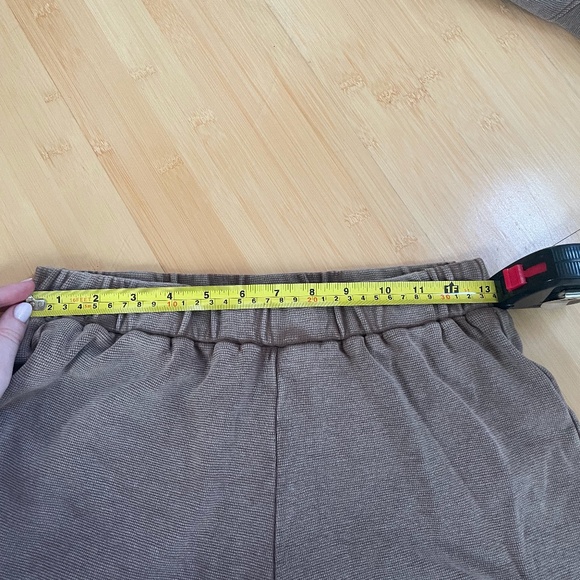 Able Brea Cozy Waffle Knit Shorts in Driftwood, S - Picture 4 of 6